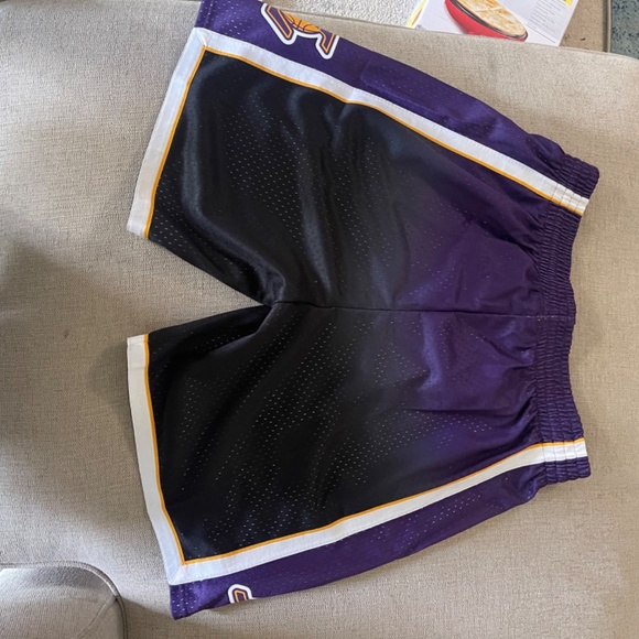 Nba lakers shorts - Picture 5 of 6